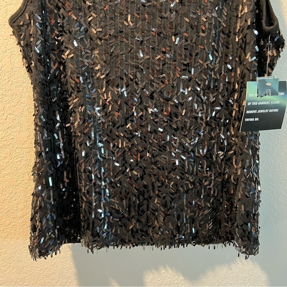 Women’s new Jones New York black sequin front detail sleeveless tank size small - Picture 3 of 5